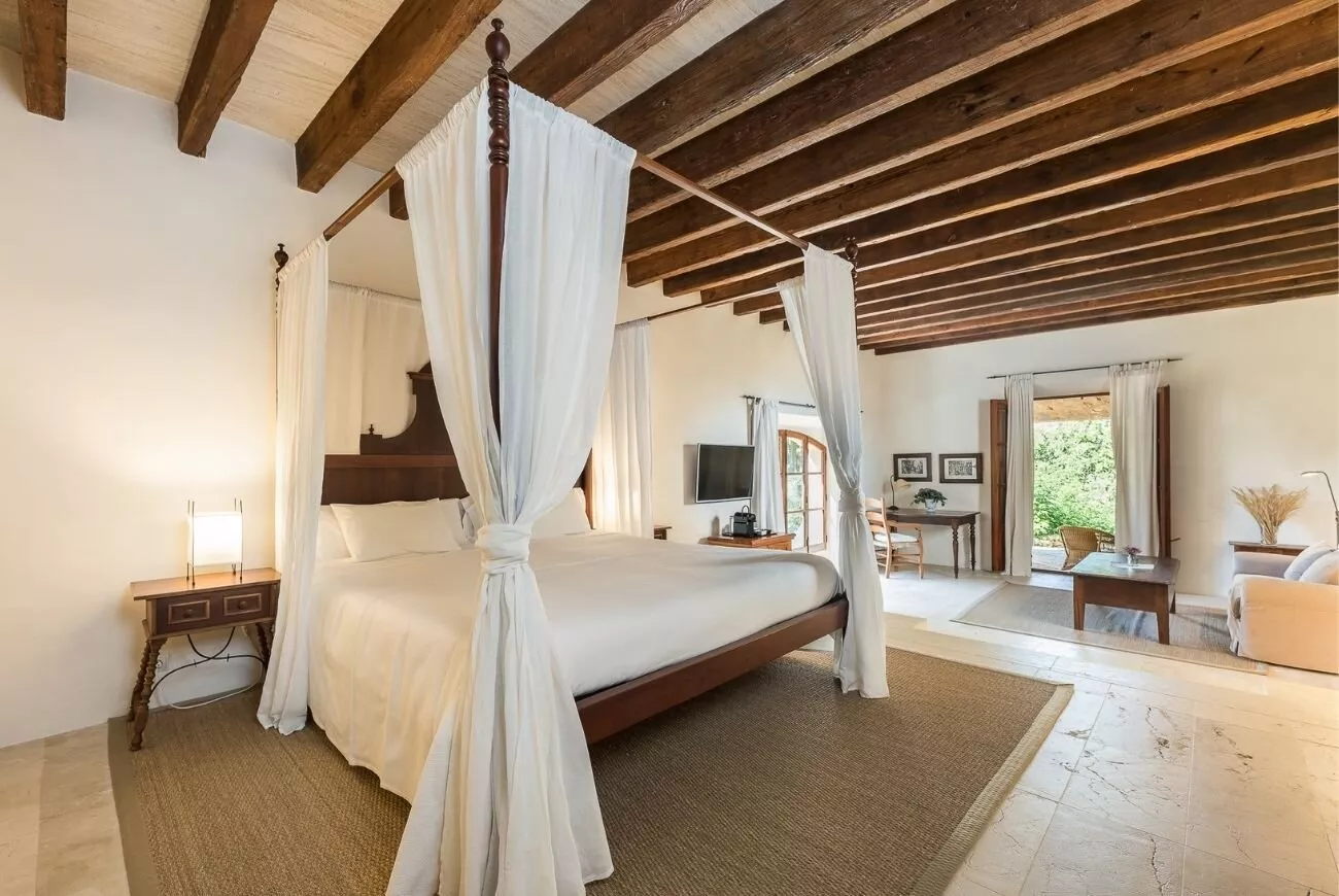 Junior Suite with patio